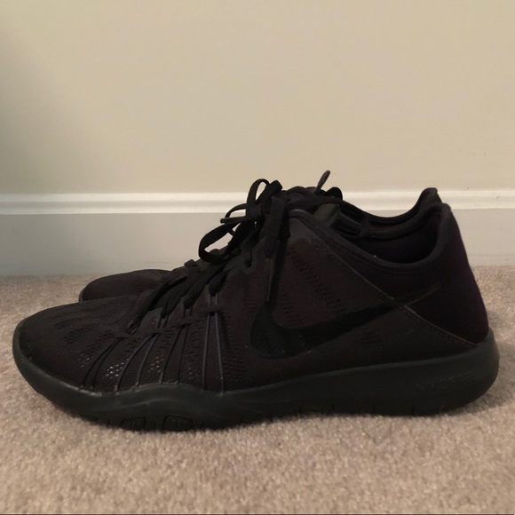 Nike Shoes - Nike Women’s Free TR 6 Training Sneaker